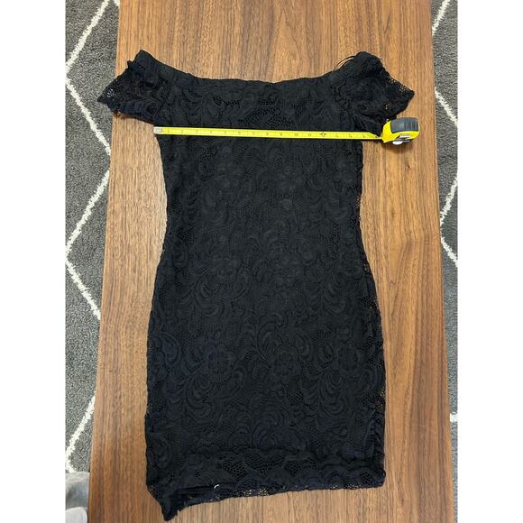 AMBIANCE Short Sleeve Off The Shoulder Lace Bodycon Mini Dress Size Medium - Picture 7 of 7